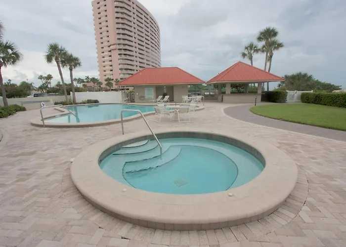 1208 Lighthouse Towers * Clearwater Beach
